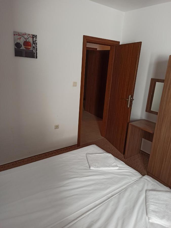 Private Apartments Nevena Pamporovo Kültér fotó