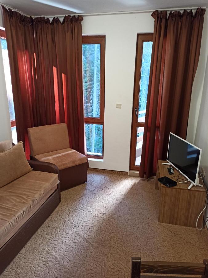 Private Apartments Nevena Pamporovo Kültér fotó