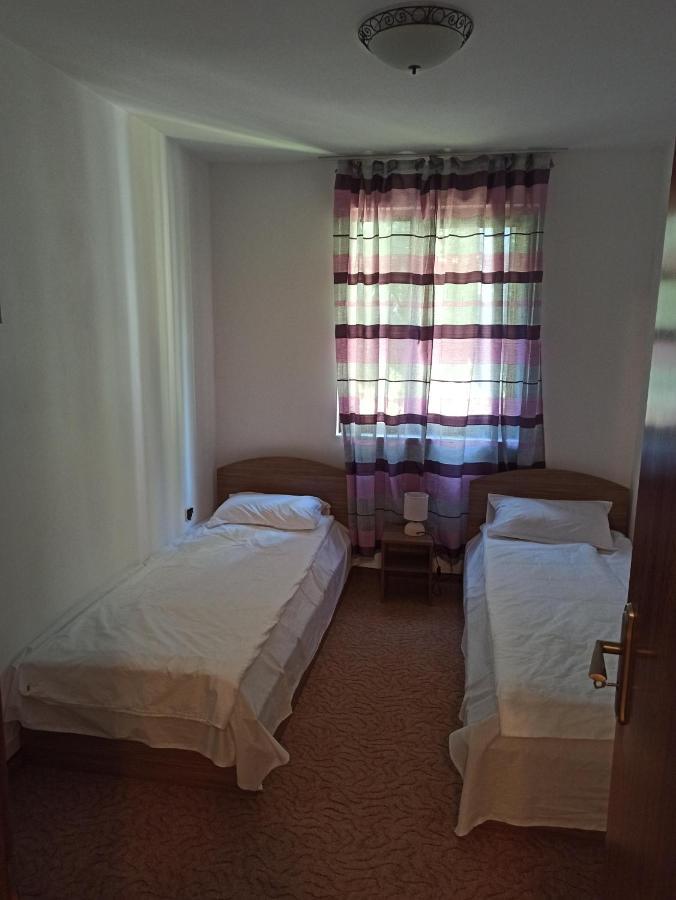 Private Apartments Nevena Pamporovo Kültér fotó