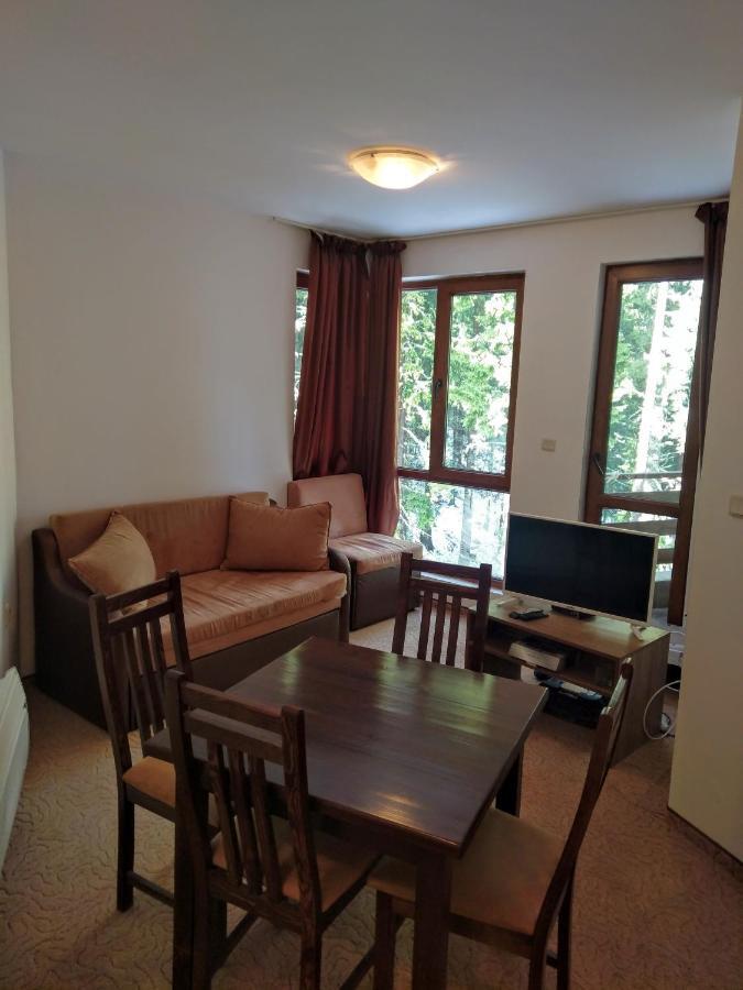 Private Apartments Nevena Pamporovo Kültér fotó